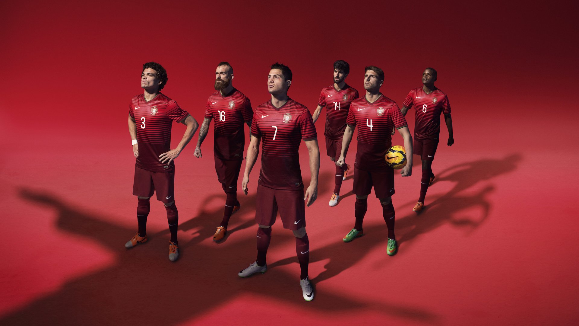 比利时队在欧洲杯小组赛中以1比1战平克罗地亚队,比利时对克罗地亚友谊赛